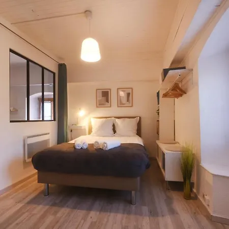Apartment & Entre 2 Lacs / Montfort